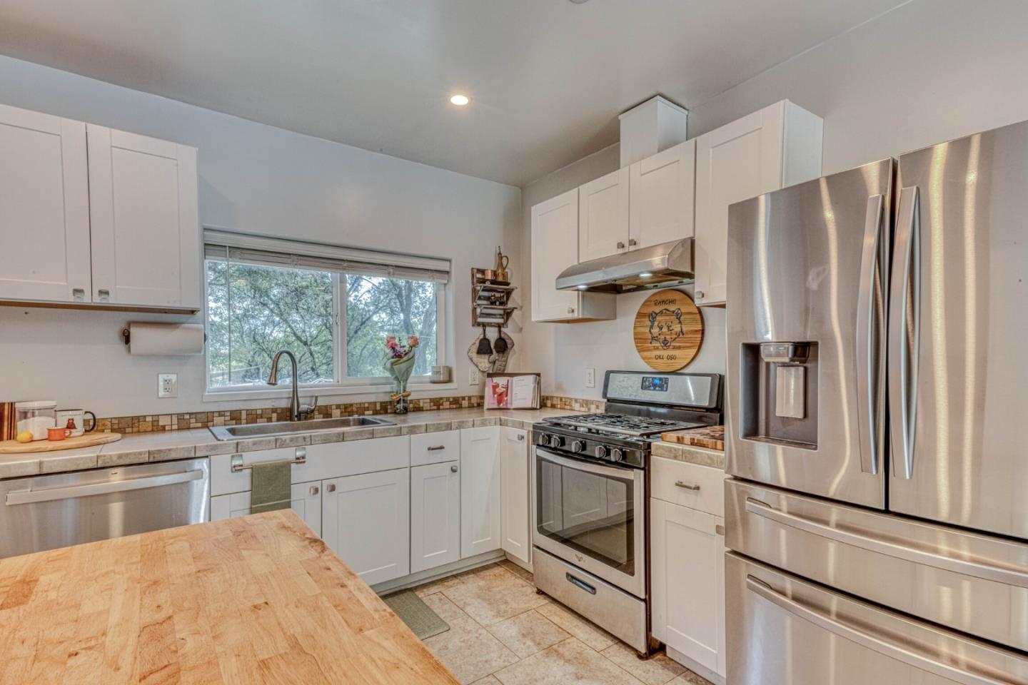 415 Carpenteria Road Aromas, CA 95004 - Photo 15 of 34