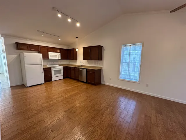 $320,000 | 28 Owens Drive, Unit 94, Swanzey, NH 03446