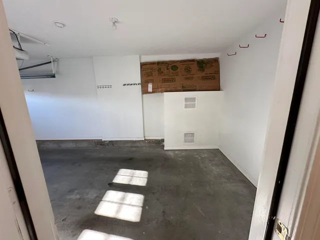 $320,000 | 28 Owens Drive, Unit 94, Swanzey, NH 03446