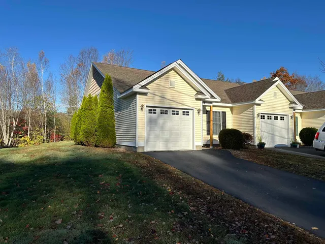 $320,000 | 28 Owens Drive, Unit 94, Swanzey, NH 03446