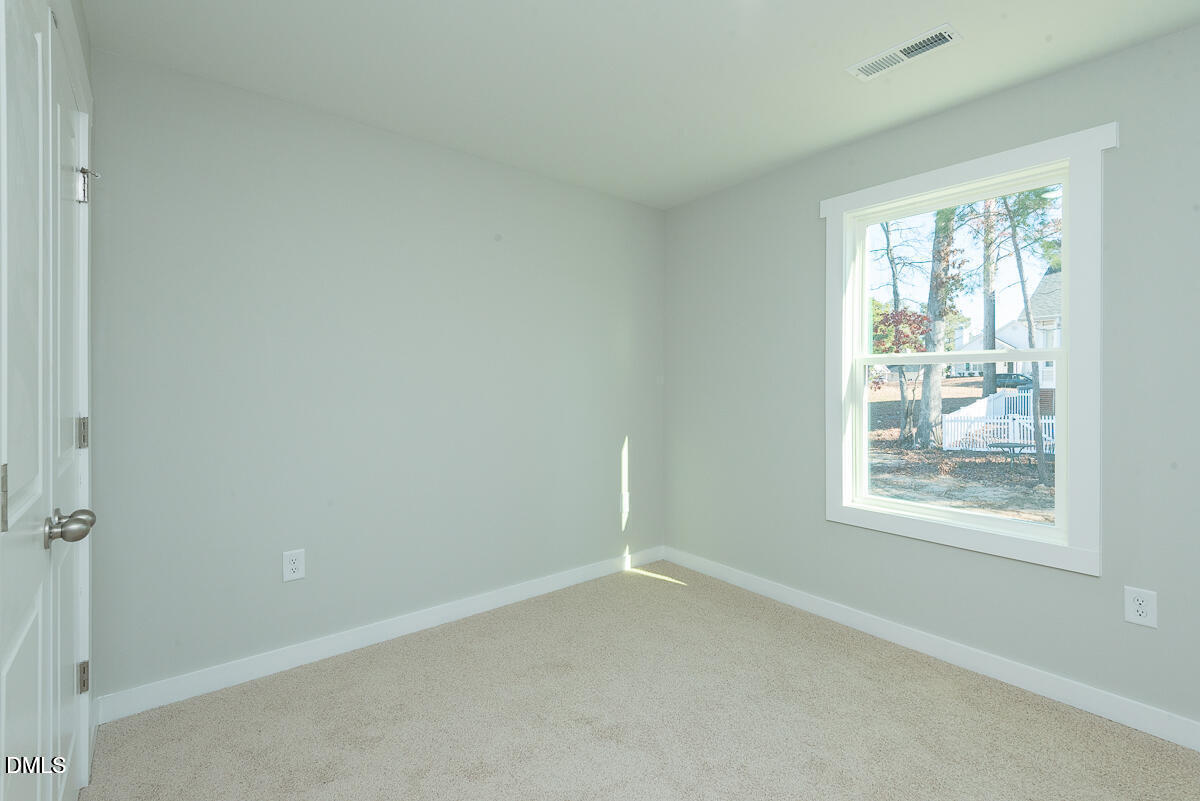 559 Pinnix Road Burlington, NC 27217 - Photo 9 of 24 20260305183239014106000000-o