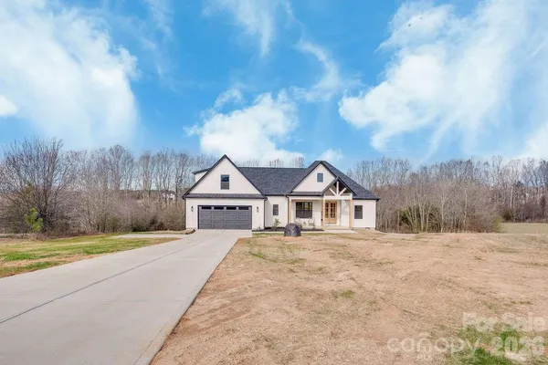 $594,000 | 3316 Evondale Road, Crouse, NC 28033