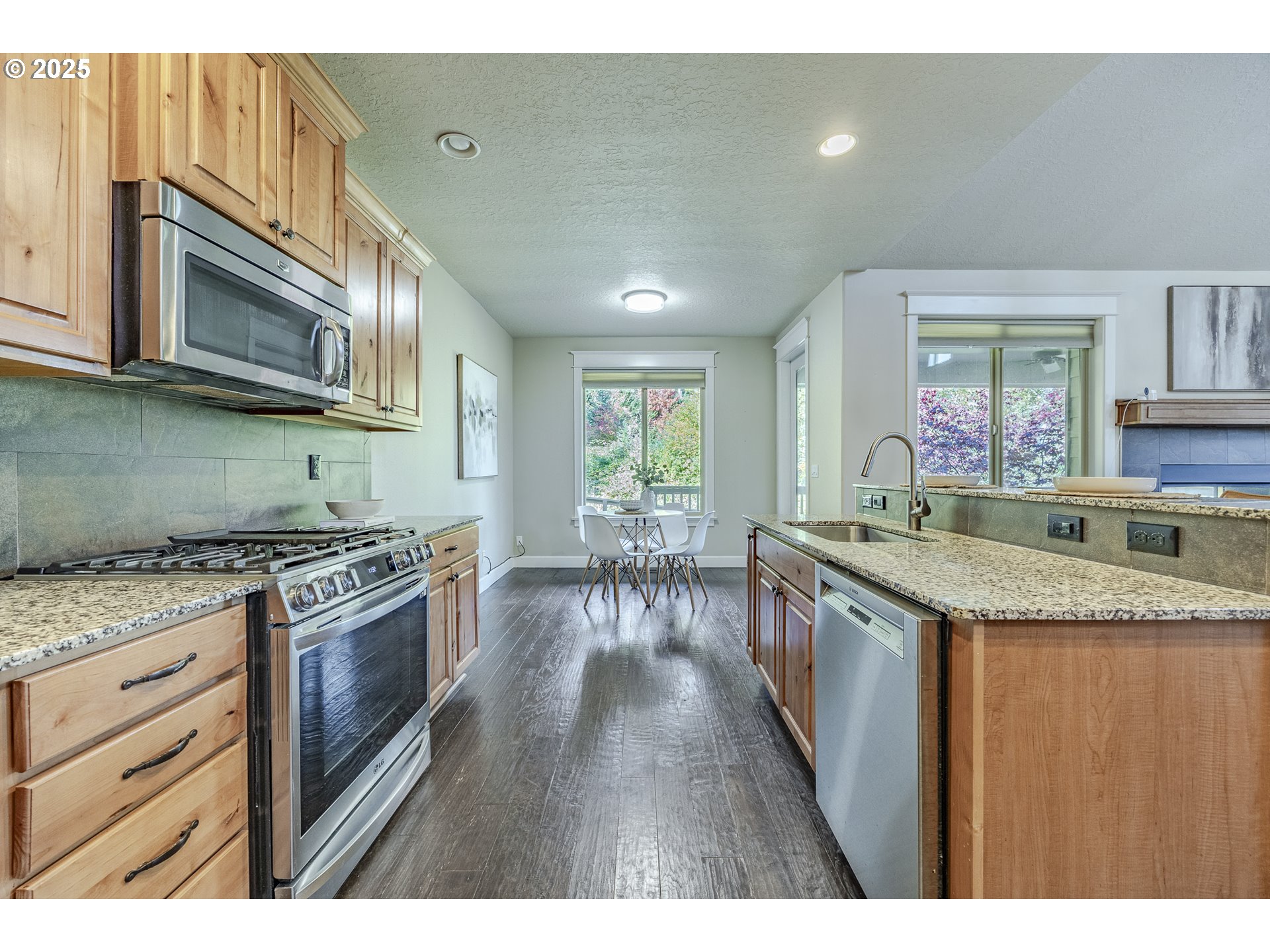 3467 Timberbrook Way Eugene, OR 97405 - Photo 16 of 48