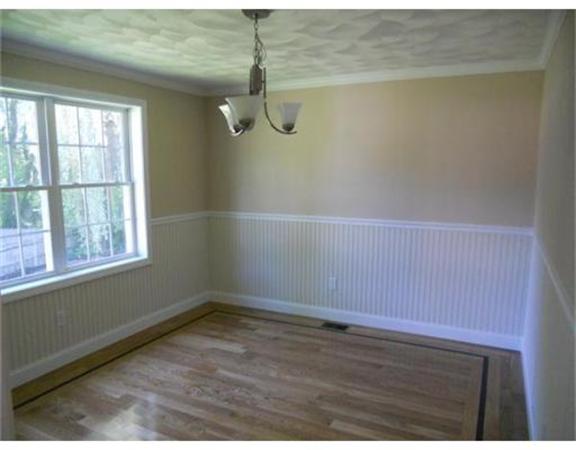 14 Rahway Road Burlington, MA 01803 - Photo 2 of 4