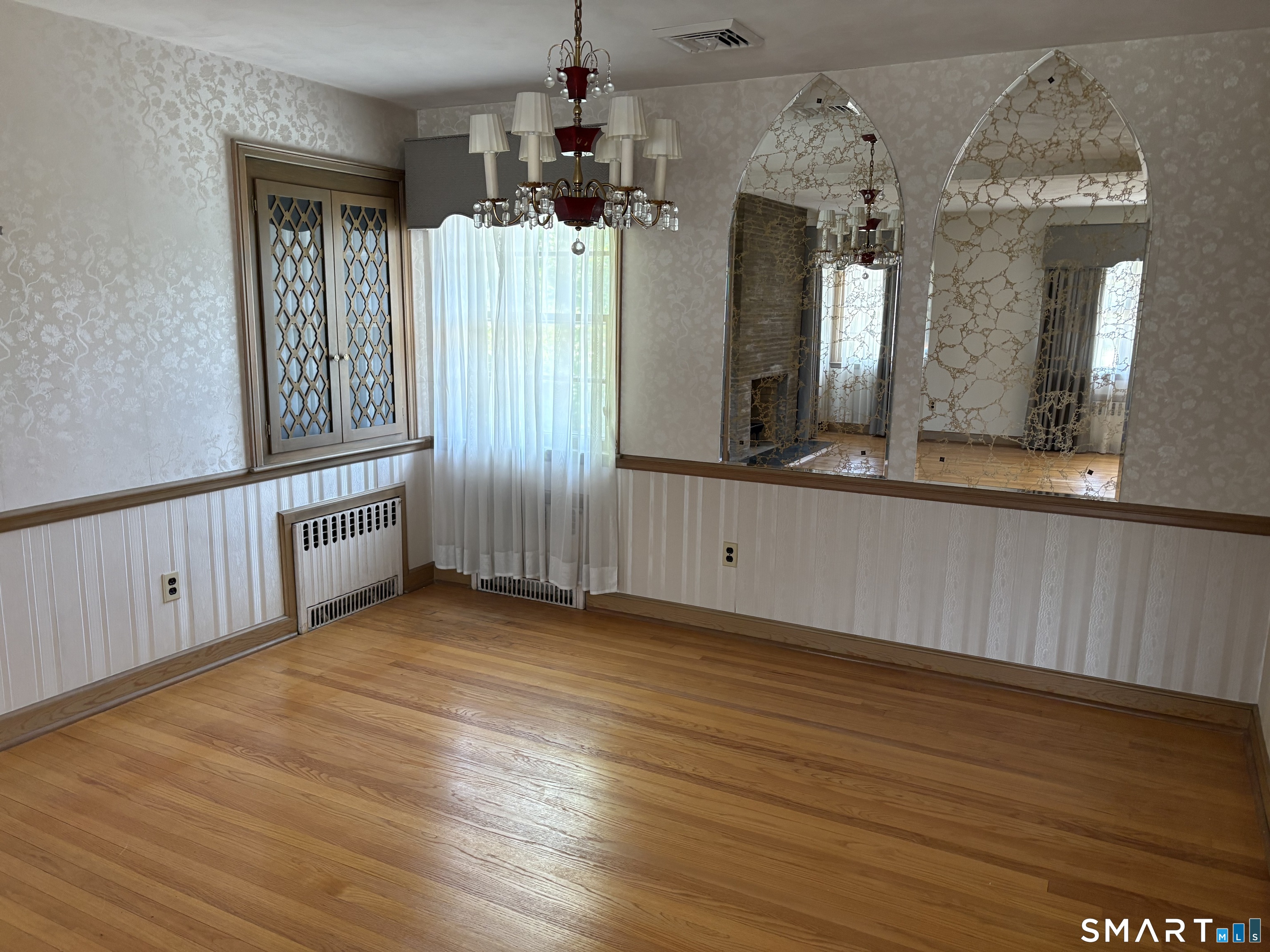 18 Four Rod Road Hamden, CT 06514 - Photo 5 of 22