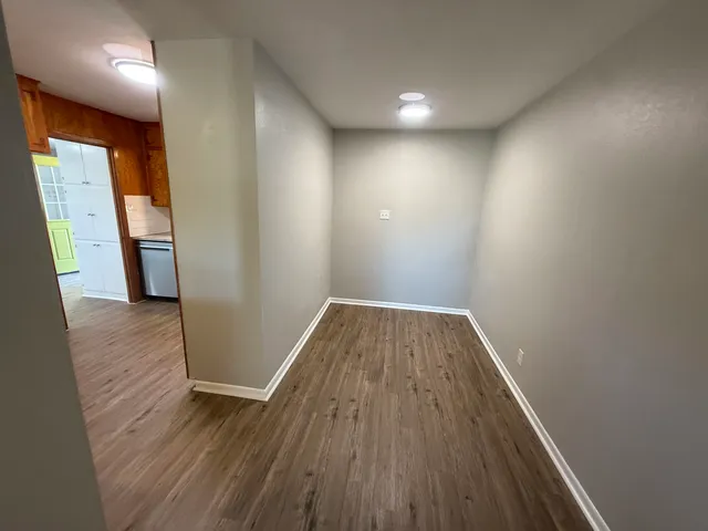 $1,500 | 176 West Sweetbriar Drive, Granite Shoals, TX 78654