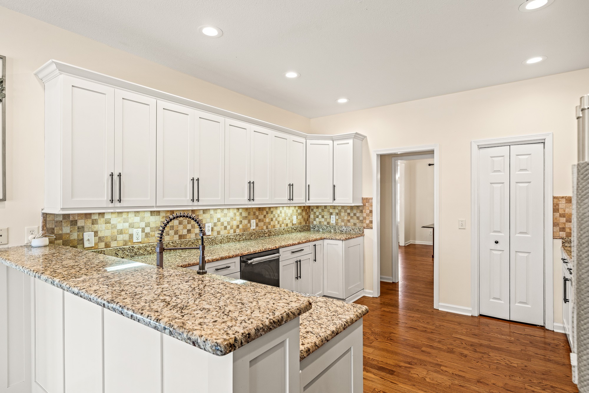 3746 Long Lane Road Cookeville, TN 38506 - Photo 8 of 39 Gallery Image 8