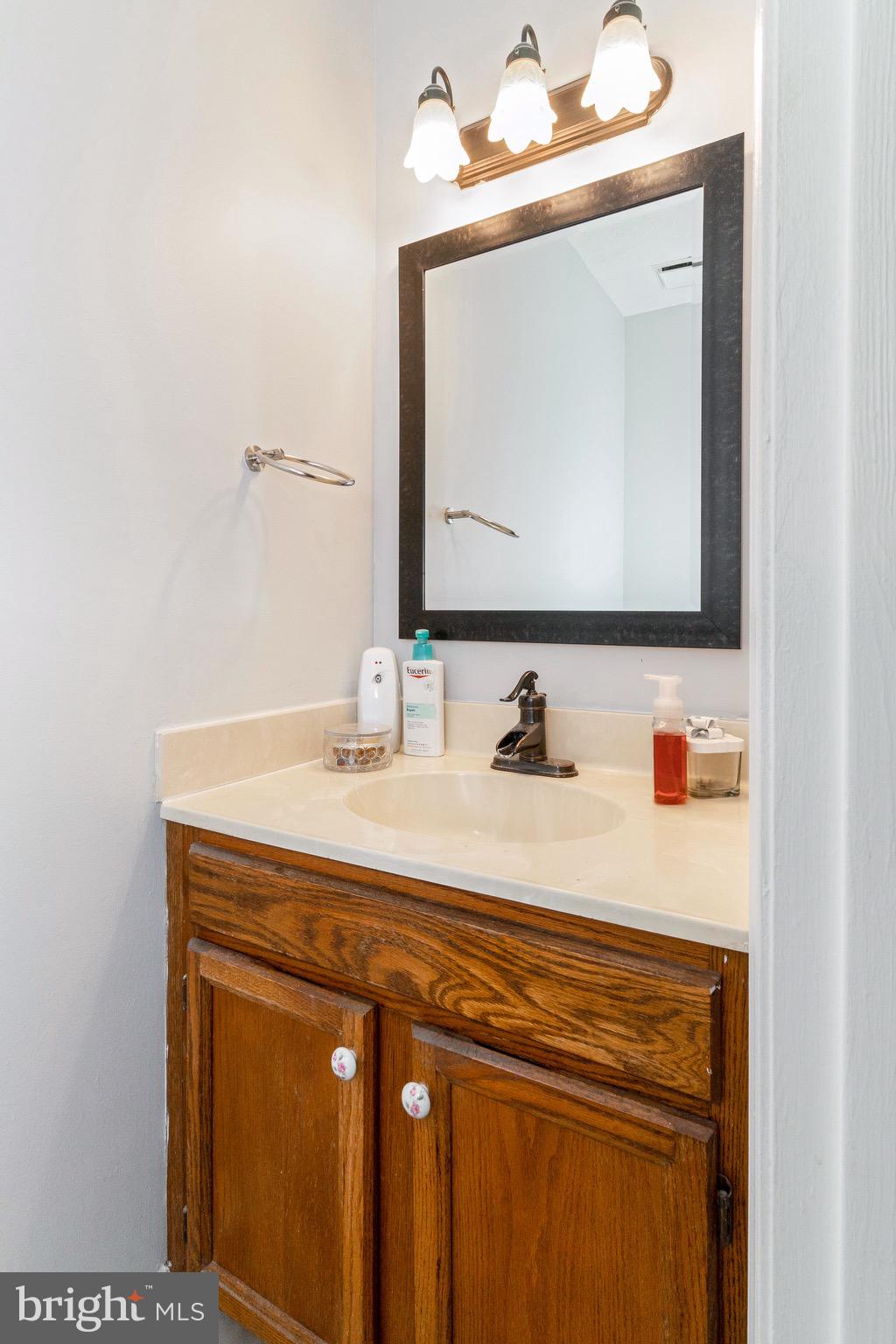 8101 Timberbrooke Road Baltimore, MD 21237 - Photo 26 of 33 Gallery Image 26