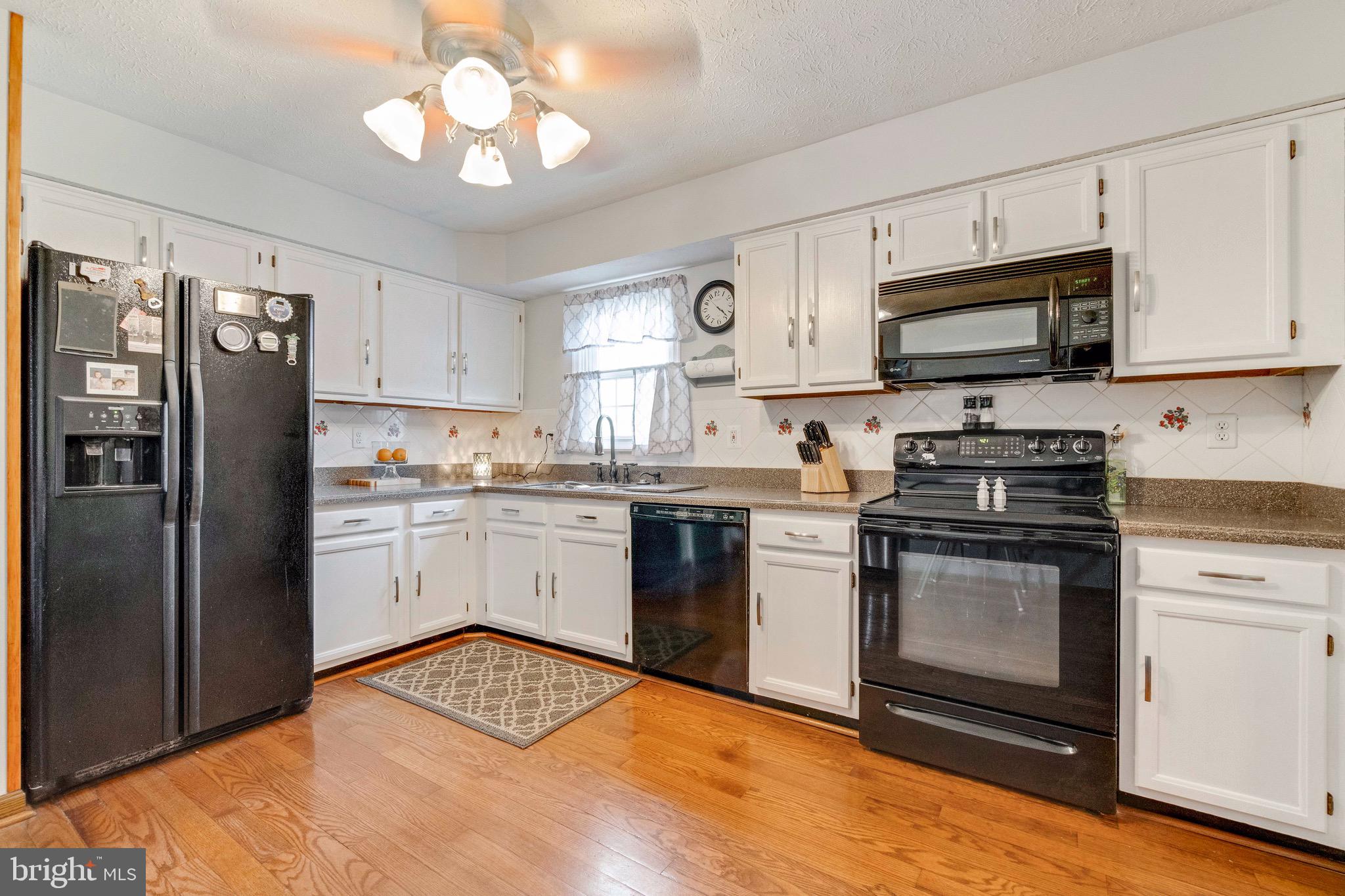 8101 Timberbrooke Road Baltimore, MD 21237 - Photo 8 of 33 Gallery Image 8