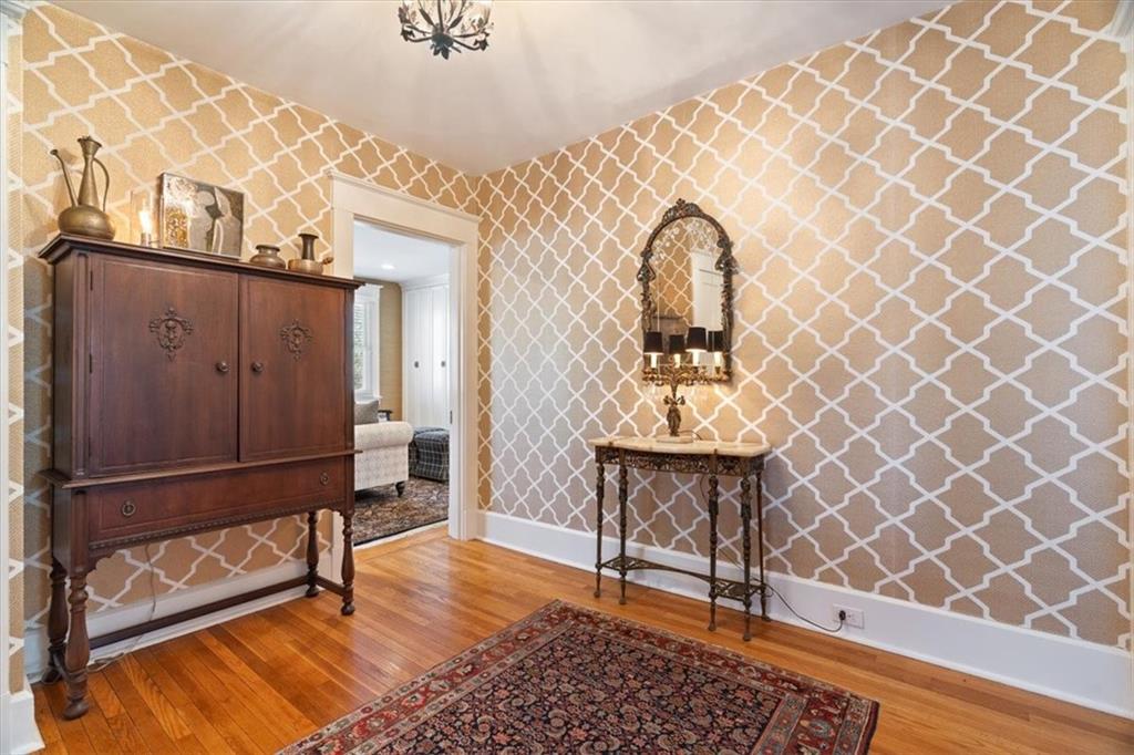 6630 Kinsman Road Pittsburgh, PA 15217 - Photo 15 of 49 Gallery Image 15