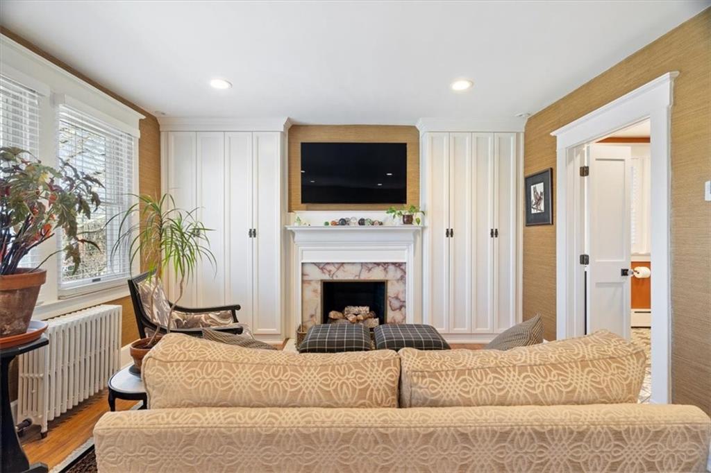 6630 Kinsman Road Pittsburgh, PA 15217 - Photo 18 of 49 Gallery Image 18