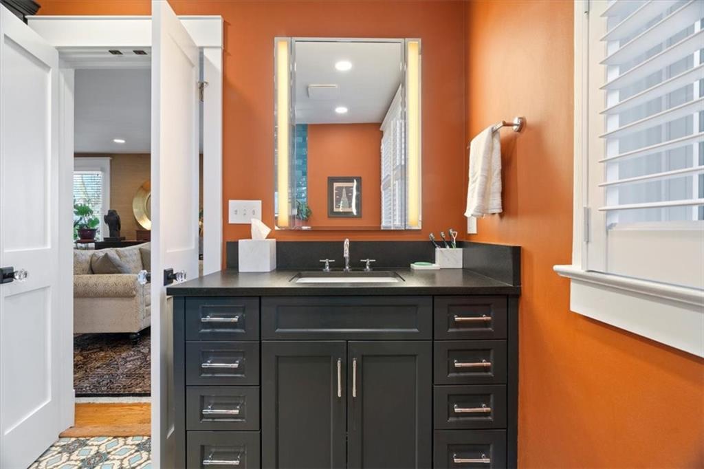 6630 Kinsman Road Pittsburgh, PA 15217 - Photo 20 of 49 Gallery Image 20