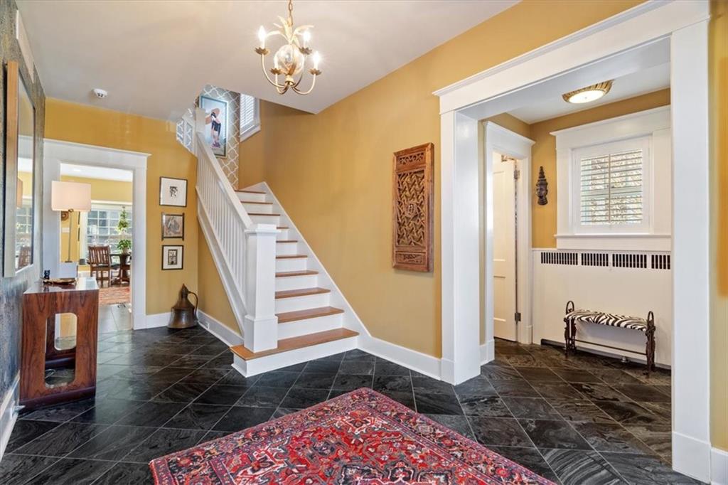 6630 Kinsman Road Pittsburgh, PA 15217 - Photo 3 of 49 Gallery Image 3