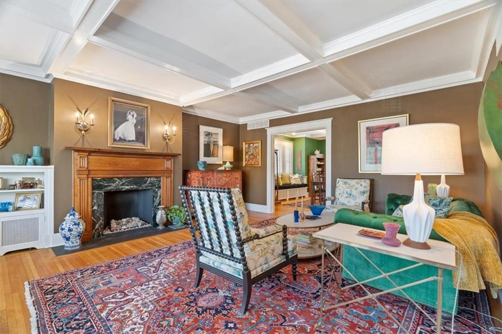 6630 Kinsman Road Pittsburgh, PA 15217 - Photo 6 of 49 Gallery Image 6