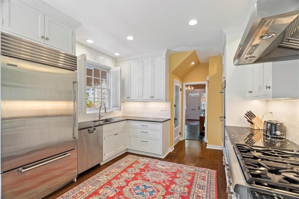 6630 Kinsman Road Pittsburgh, PA 15217 - Photo 10 of 49 Gallery Image 10