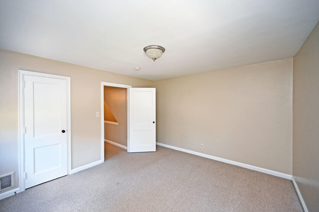 27 Pleasant Ridge Avenue, Unit 1 Fort Mitchell, KY 41017 - Photo 19 of 30