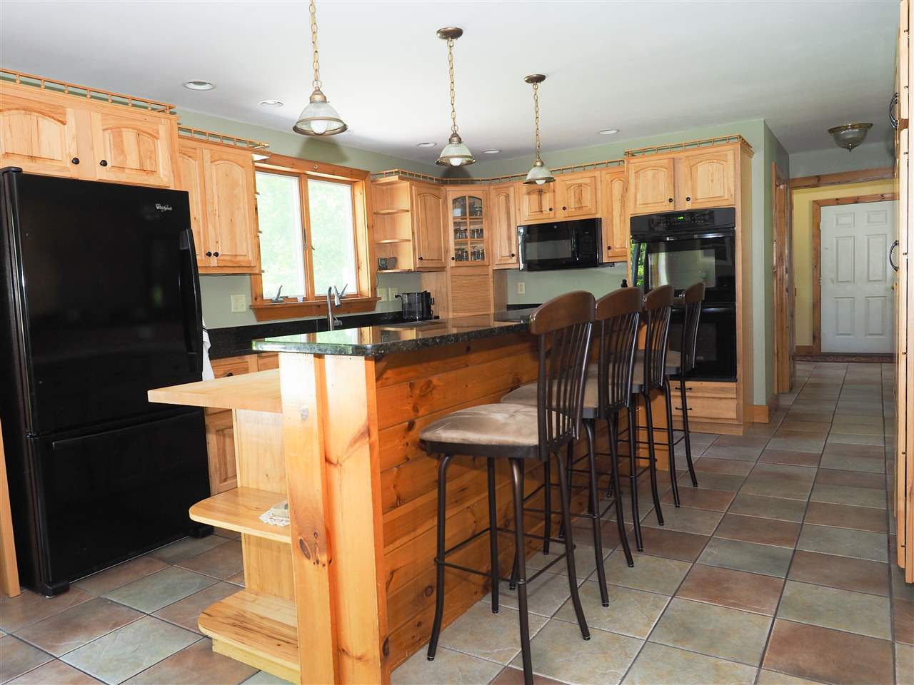 163 Tolend Road Dover, NH 03820 - Photo 11 of 40