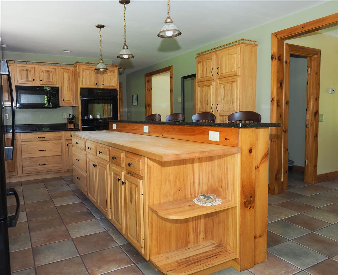 163 Tolend Road Dover, NH 03820 - Photo 13 of 40