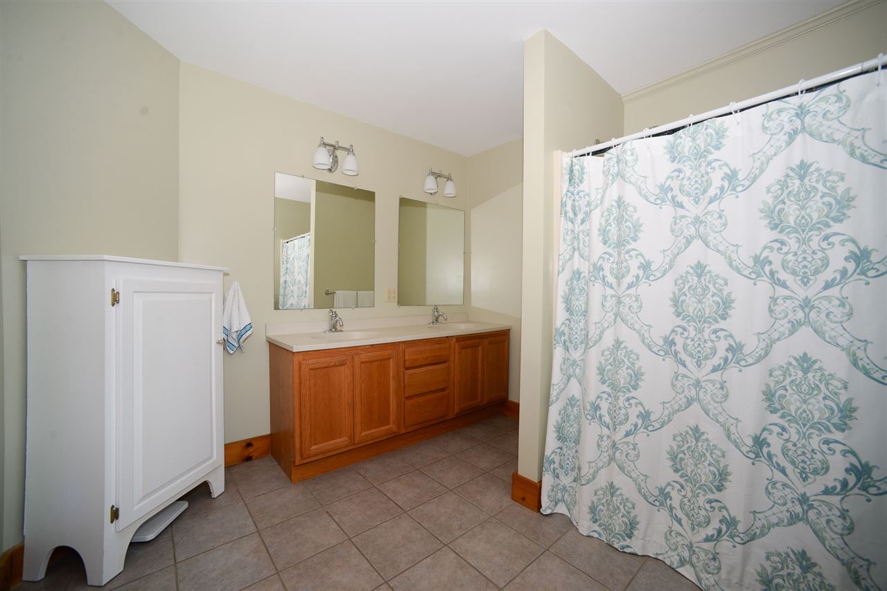 163 Tolend Road Dover, NH 03820 - Photo 27 of 40