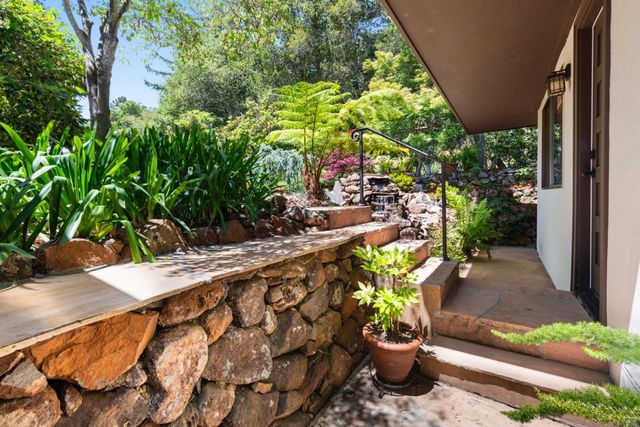 $6,700,000 | 165 Golden Oak Drive, Portola Valley, CA 94028