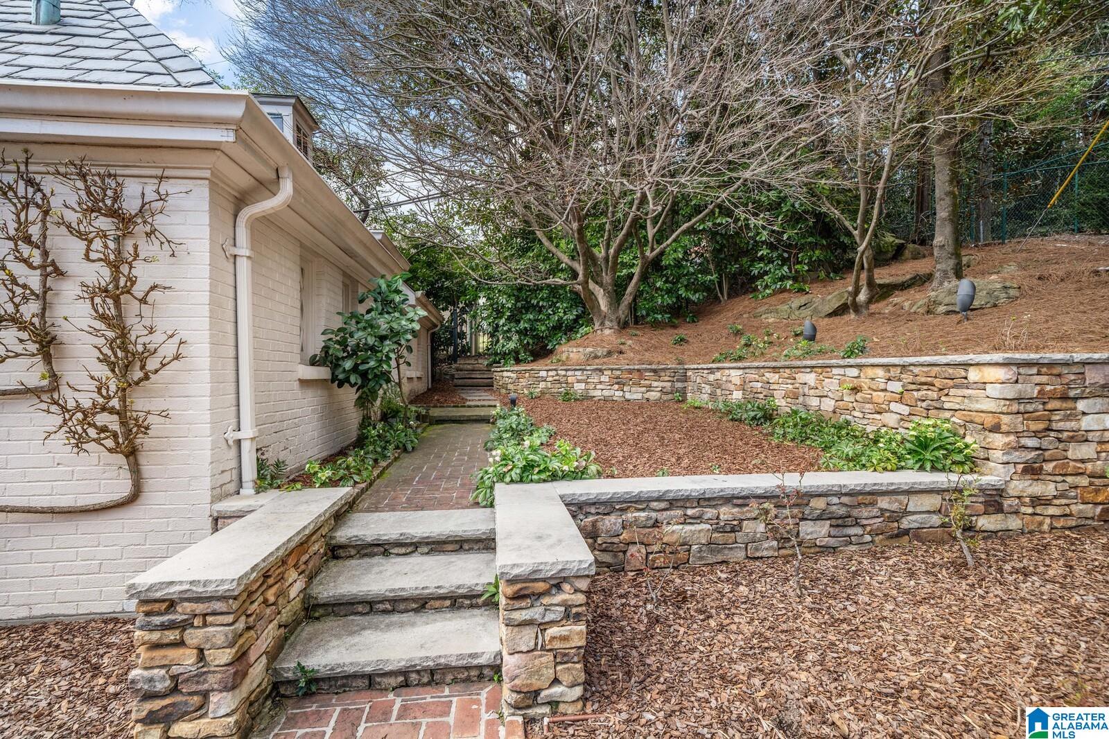 2 Rockledge Road Birmingham, AL 35213 - Photo 86 of 91