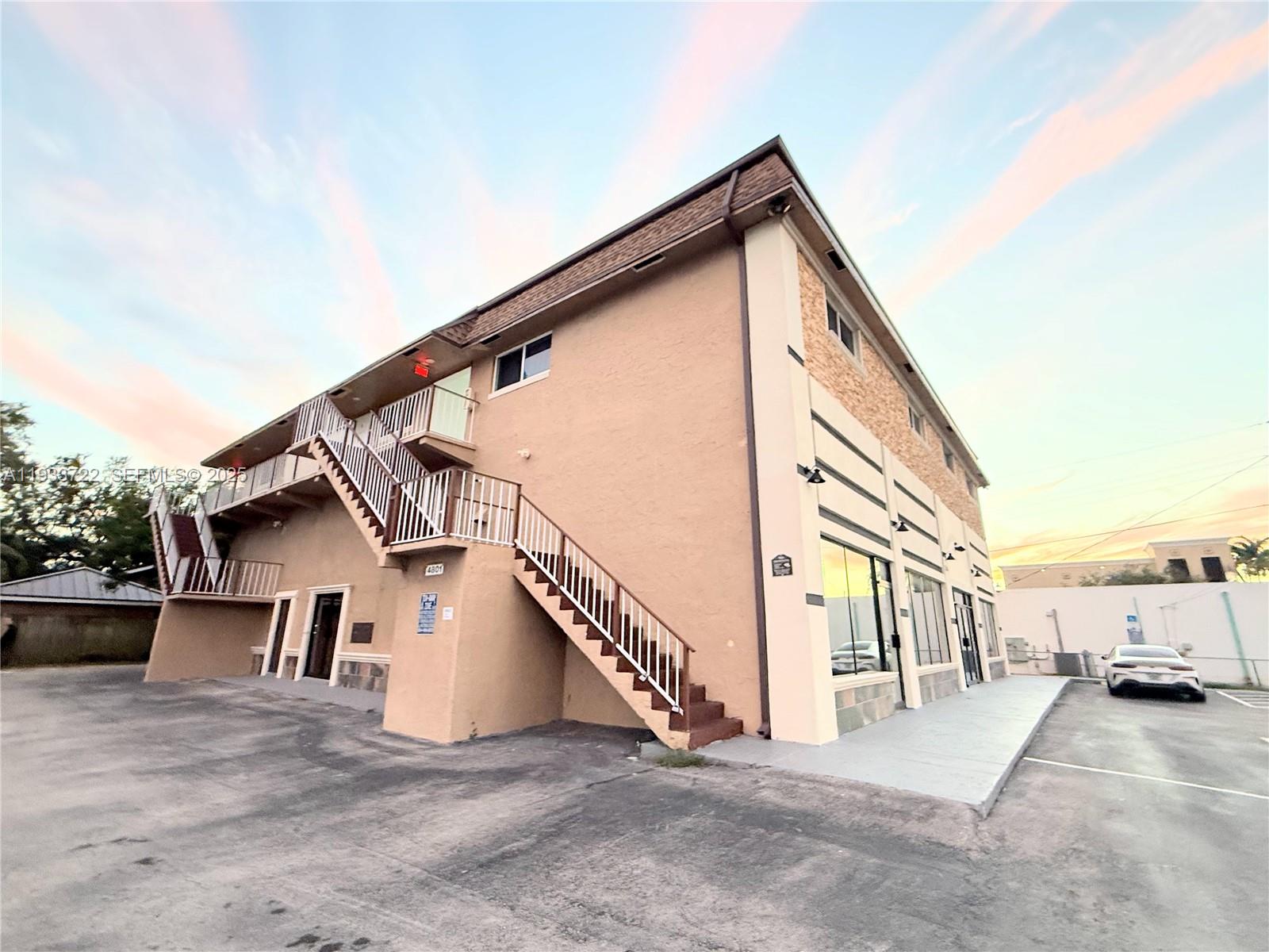 2950 Griffin Road, Unit 3 Dania Beach, FL 33312 - Photo 11 of 13 a view of a house with a street