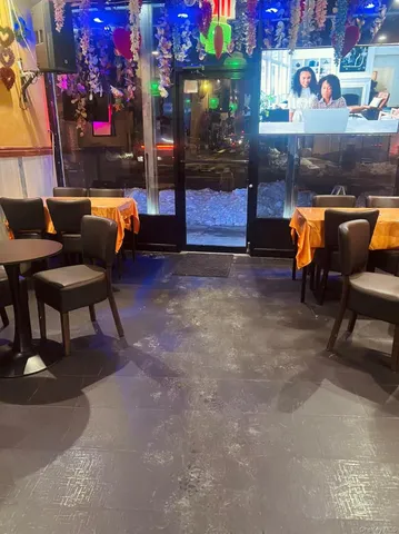 $1,190,000 | 124-04 Jamaica Avenue | Richmond Hill