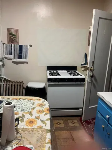 $1,190,000 | 124-04 Jamaica Avenue | Richmond Hill