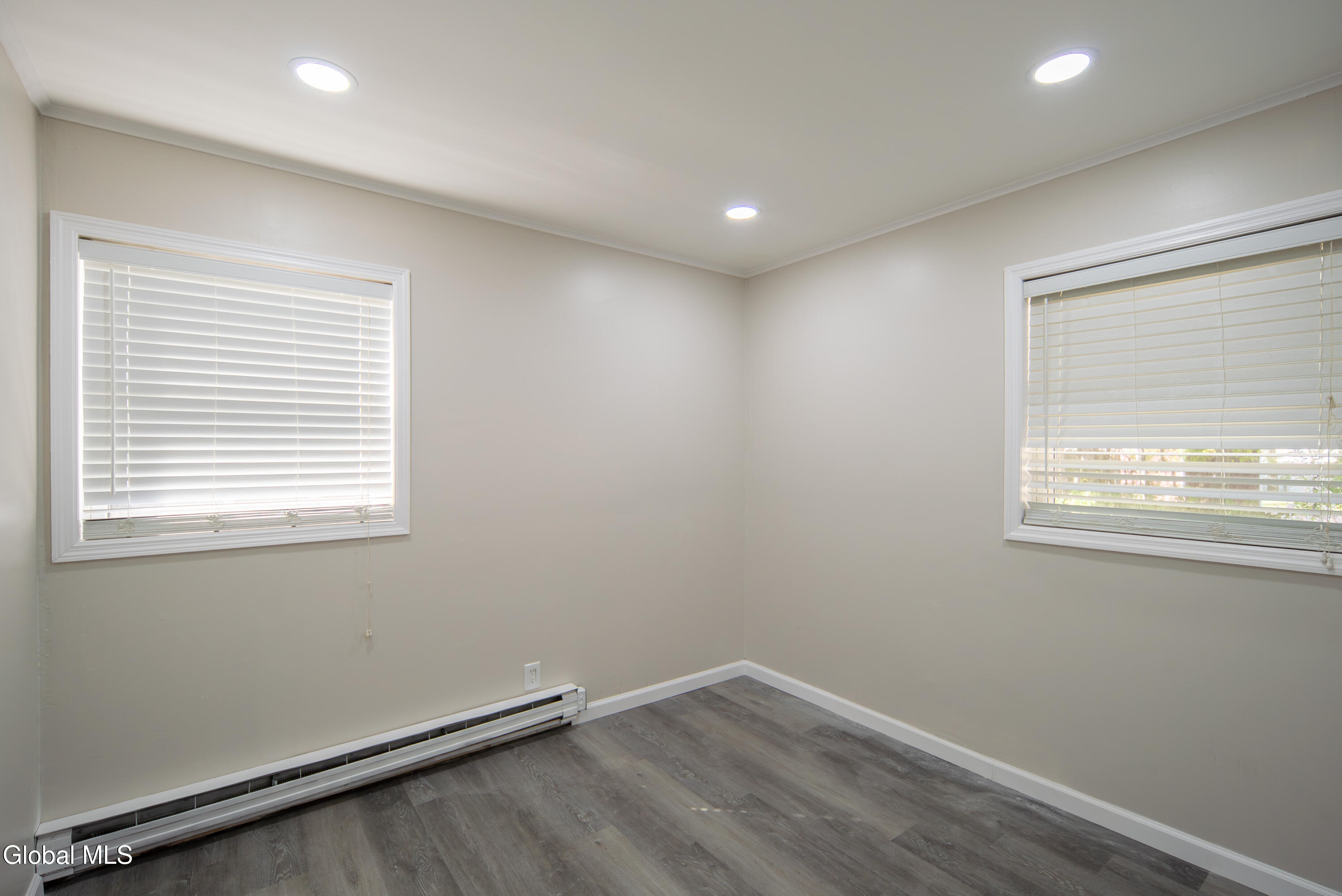 11 Luella Road Colonie, NY 12110 - Photo 18 of 38 018