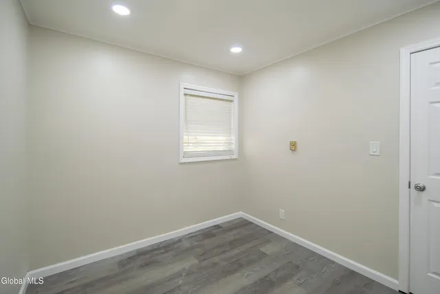 $309,000 | 11 Luella Road, Colonie, NY 12110