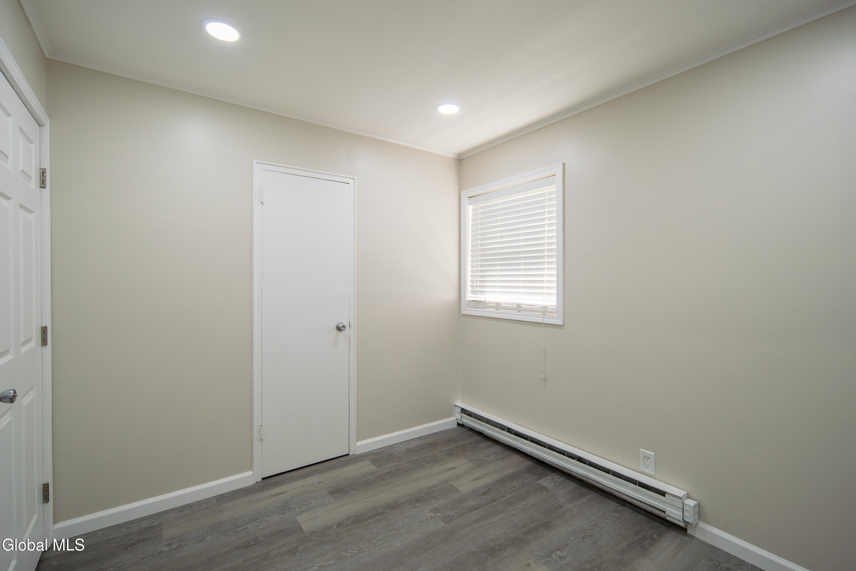 11 Luella Road Colonie, NY 12110 - Photo 20 of 38 020