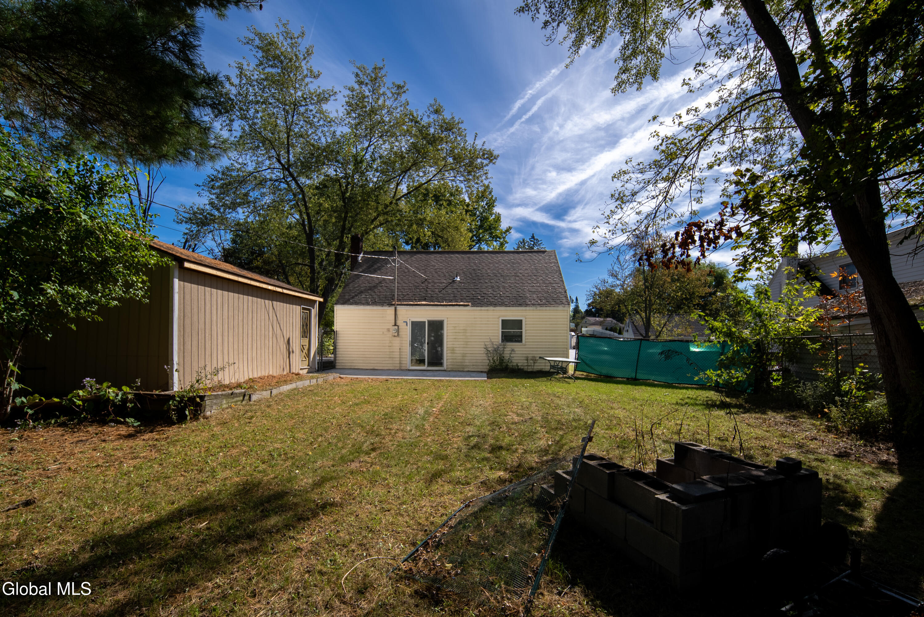 11 Luella Road Colonie, NY 12110 - Photo 33 of 38 033