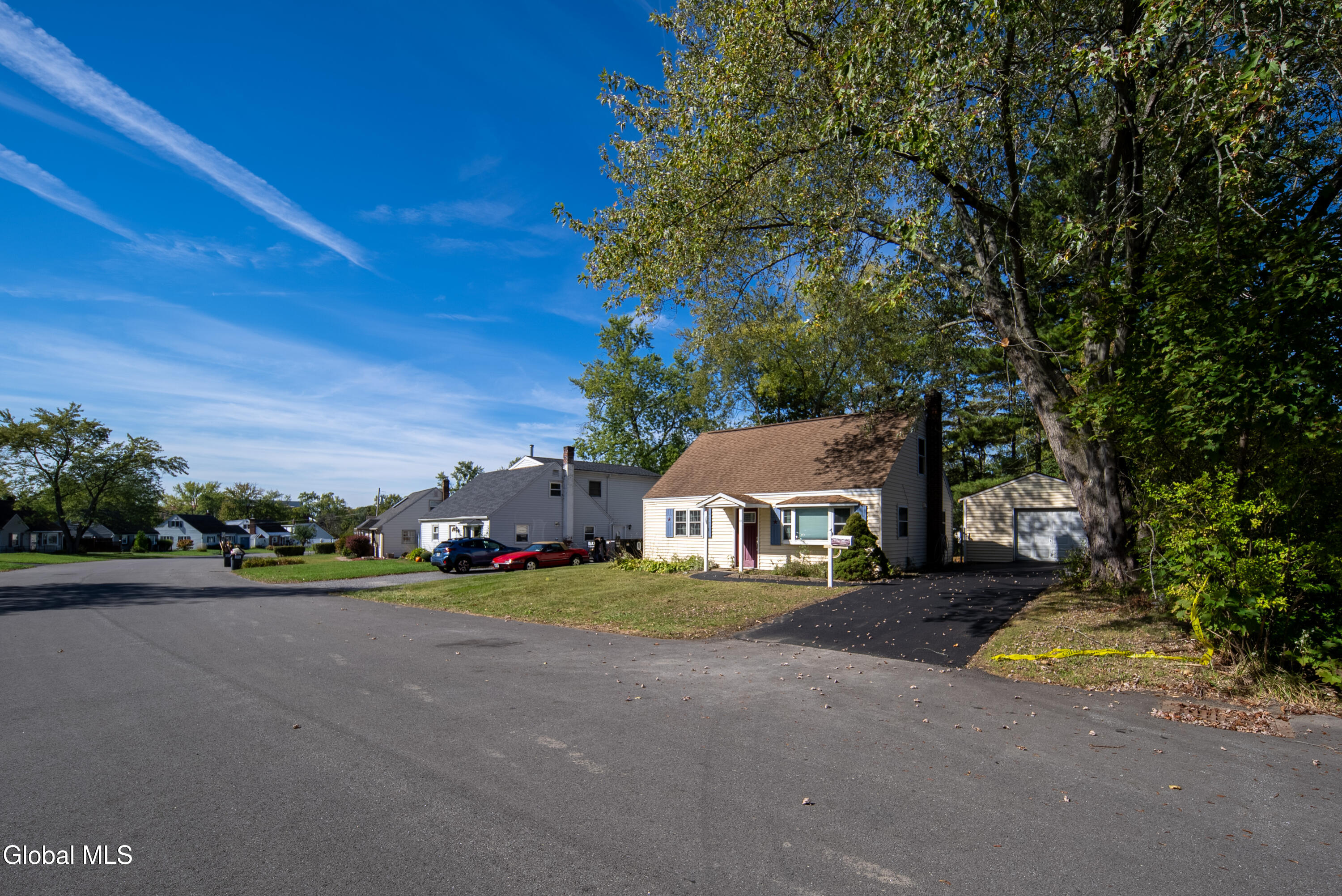 11 Luella Road Colonie, NY 12110 - Photo 35 of 38 035