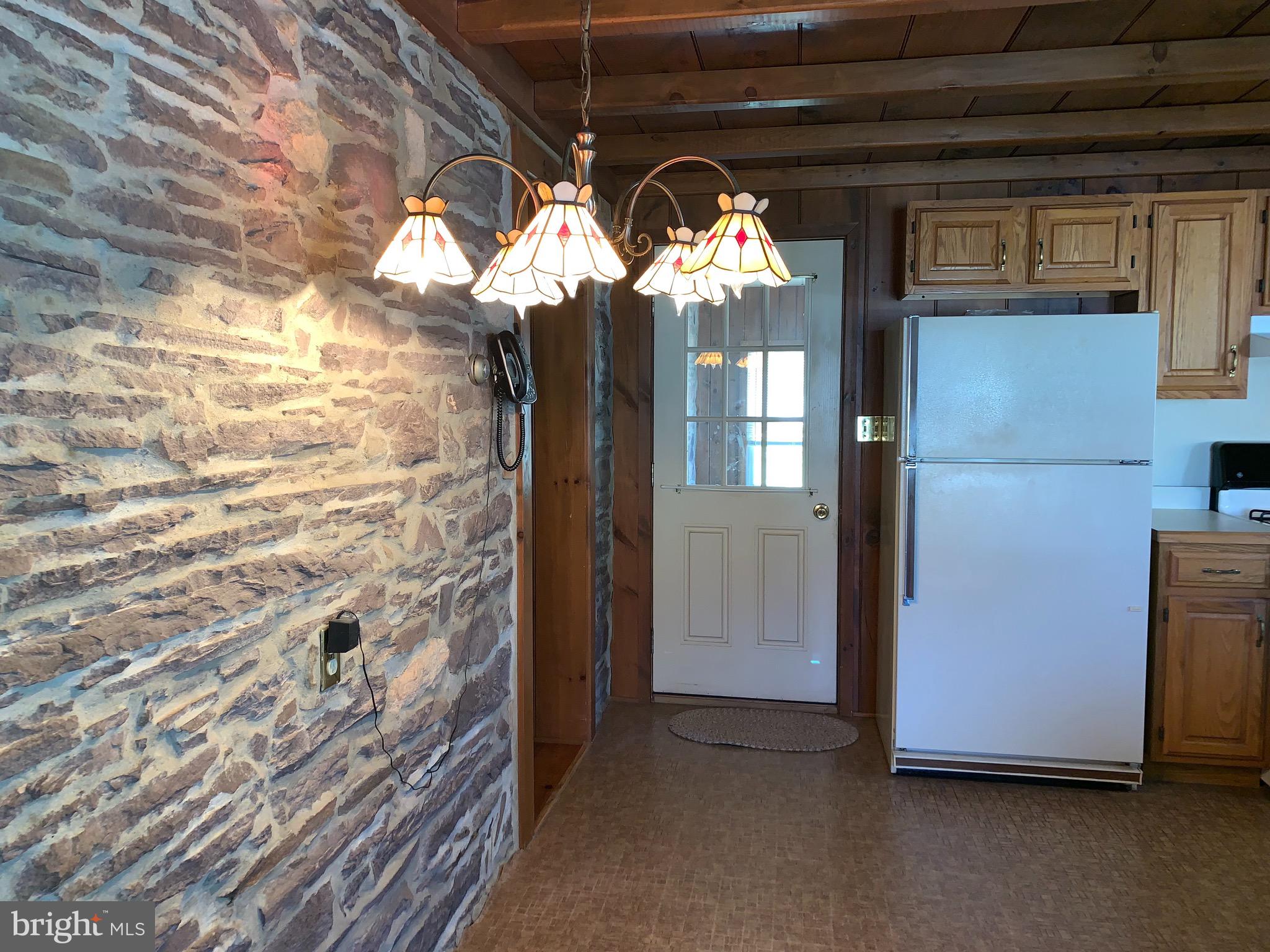 1025 Creek Road Pitman, PA 17964 - Photo 22 of 83 Eat in kitchen