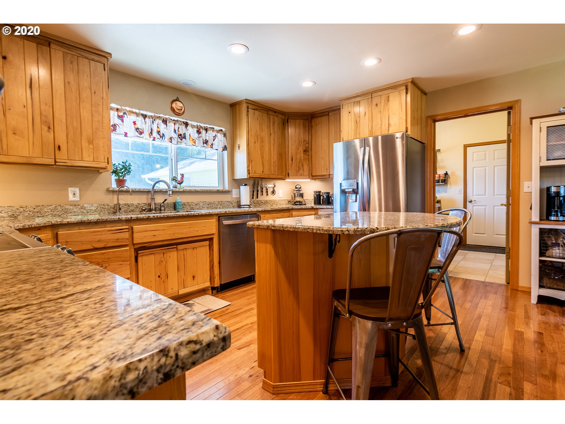 78709 Eastregaard Road Boardman, OR 97818 - Photo 12 of 24 Gallery Image 12