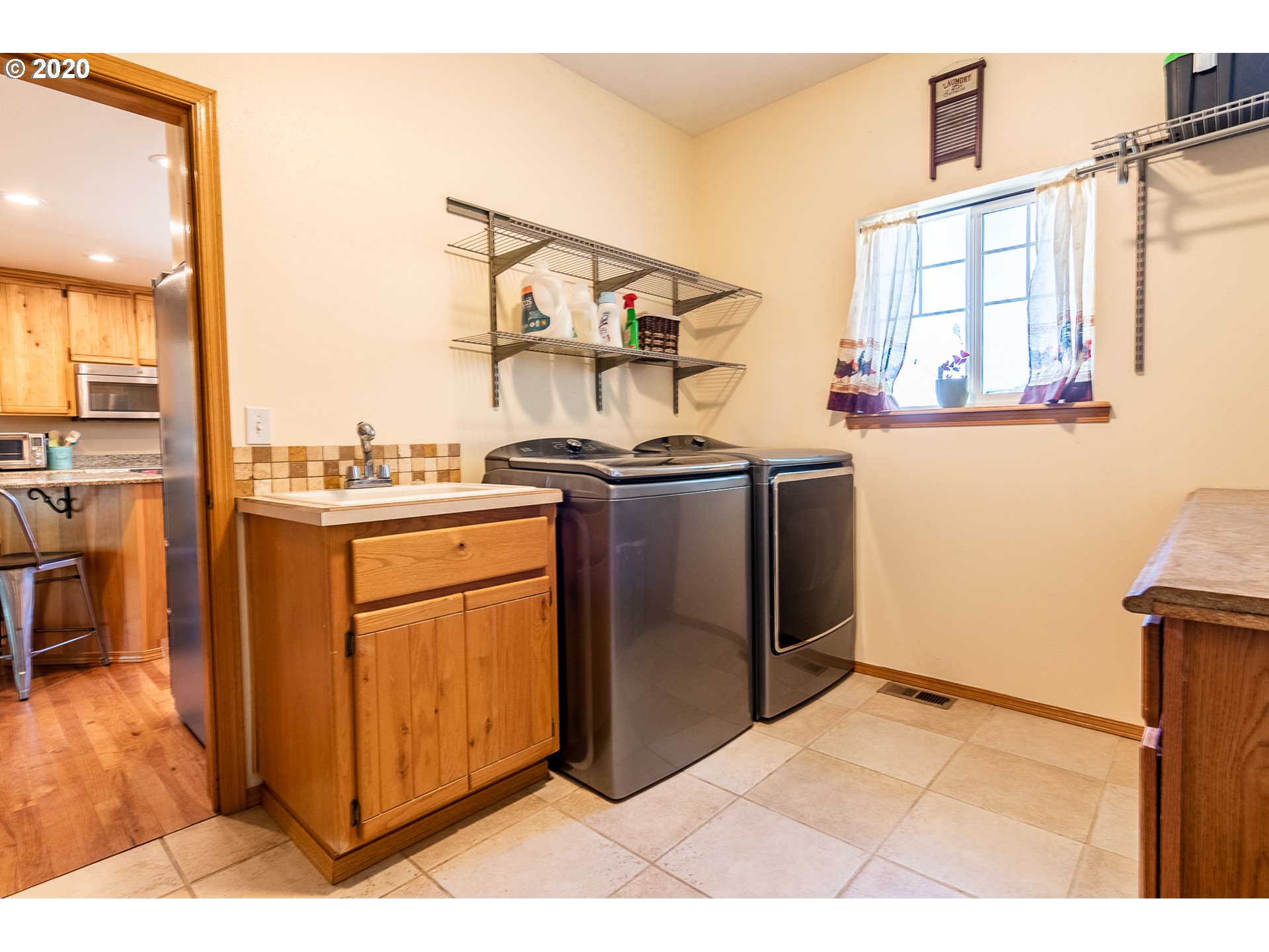 78709 Eastregaard Road Boardman, OR 97818 - Photo 13 of 24 Gallery Image 13