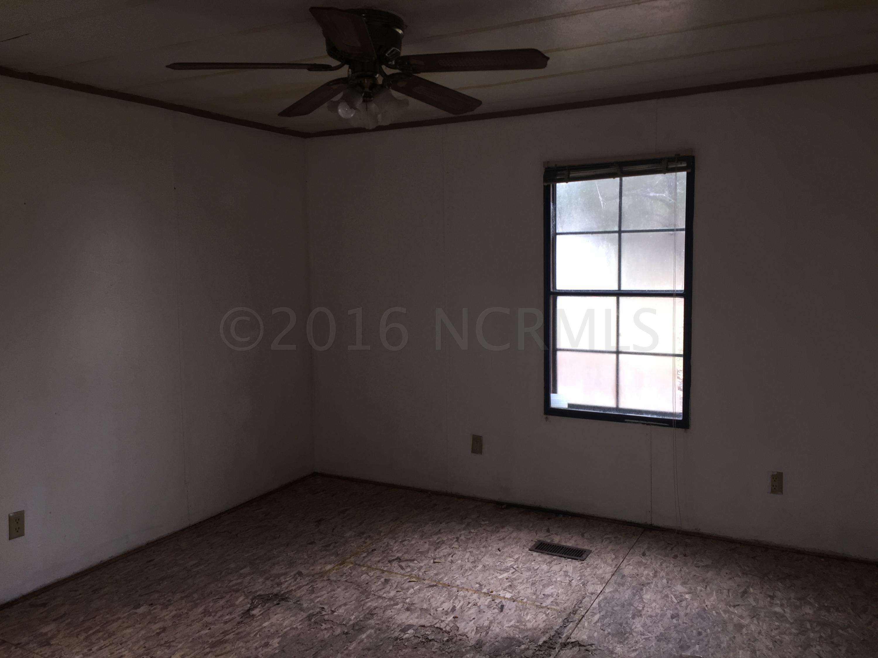 160 Mt Gallon Road Rocky Point, NC 28457 - Photo 10 of 11 Photo_20160123_122650