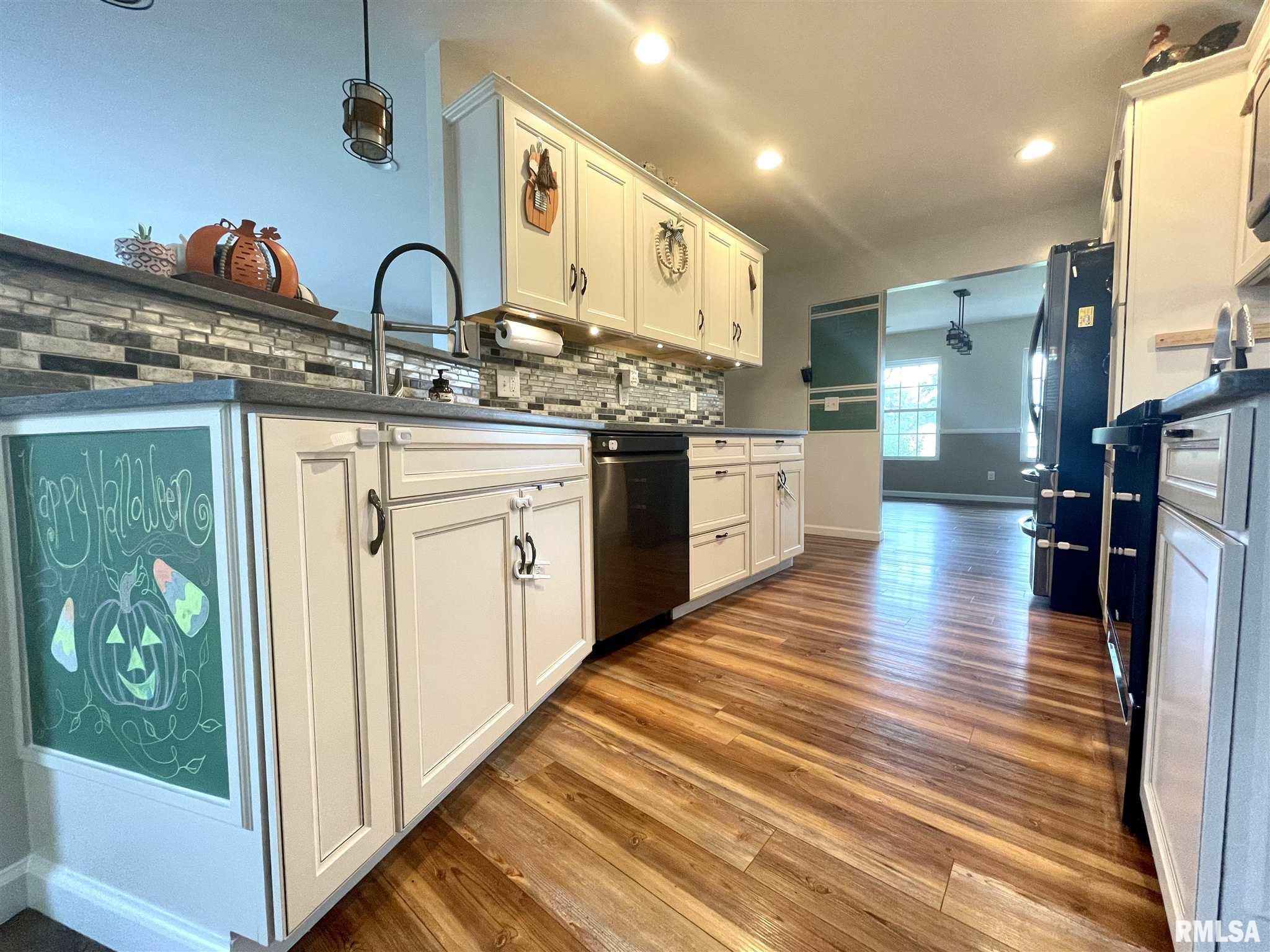 18630 Ewing Road Marion, IL 62959 - Photo 15 of 50