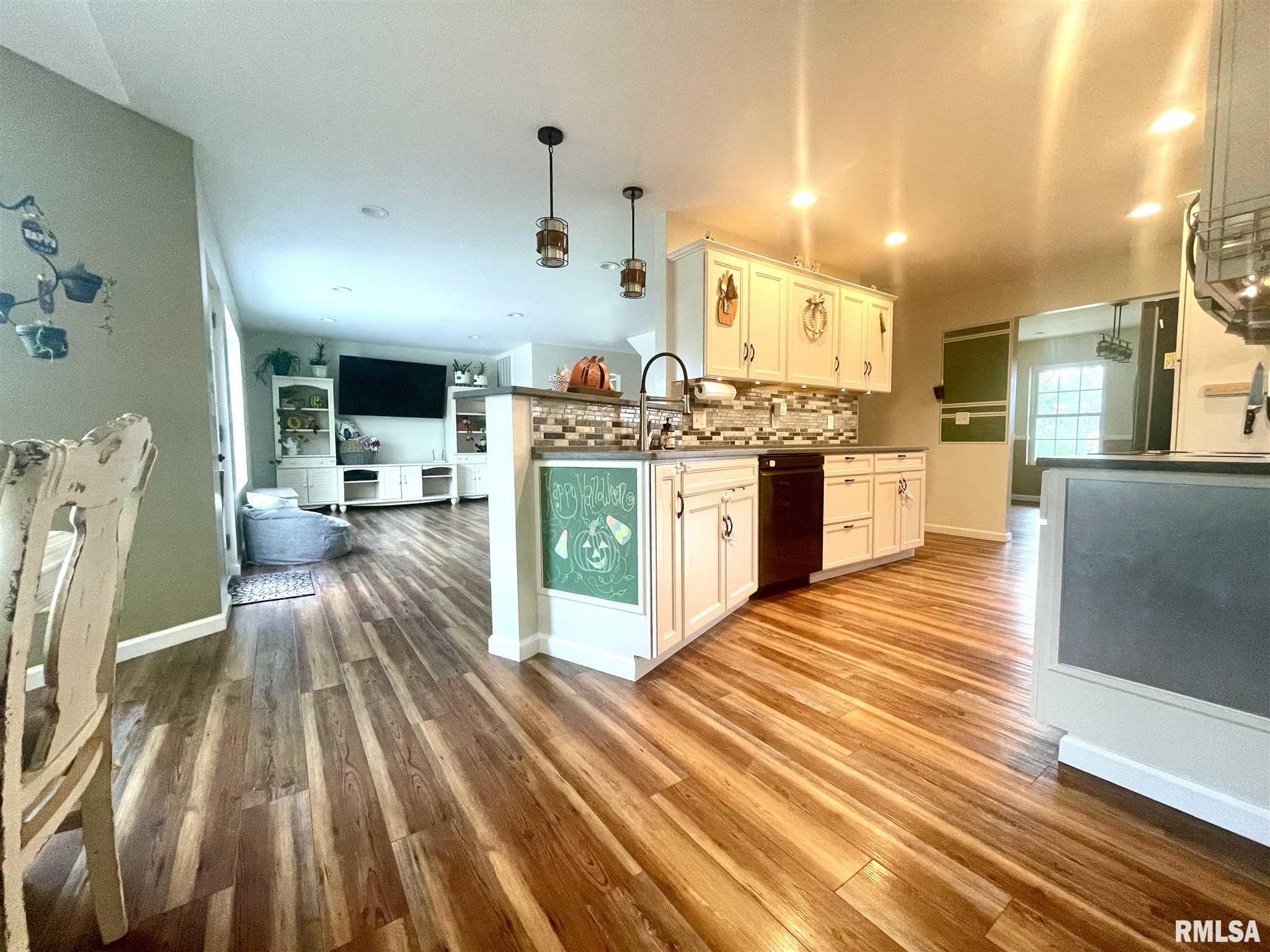 18630 Ewing Road Marion, IL 62959 - Photo 16 of 50