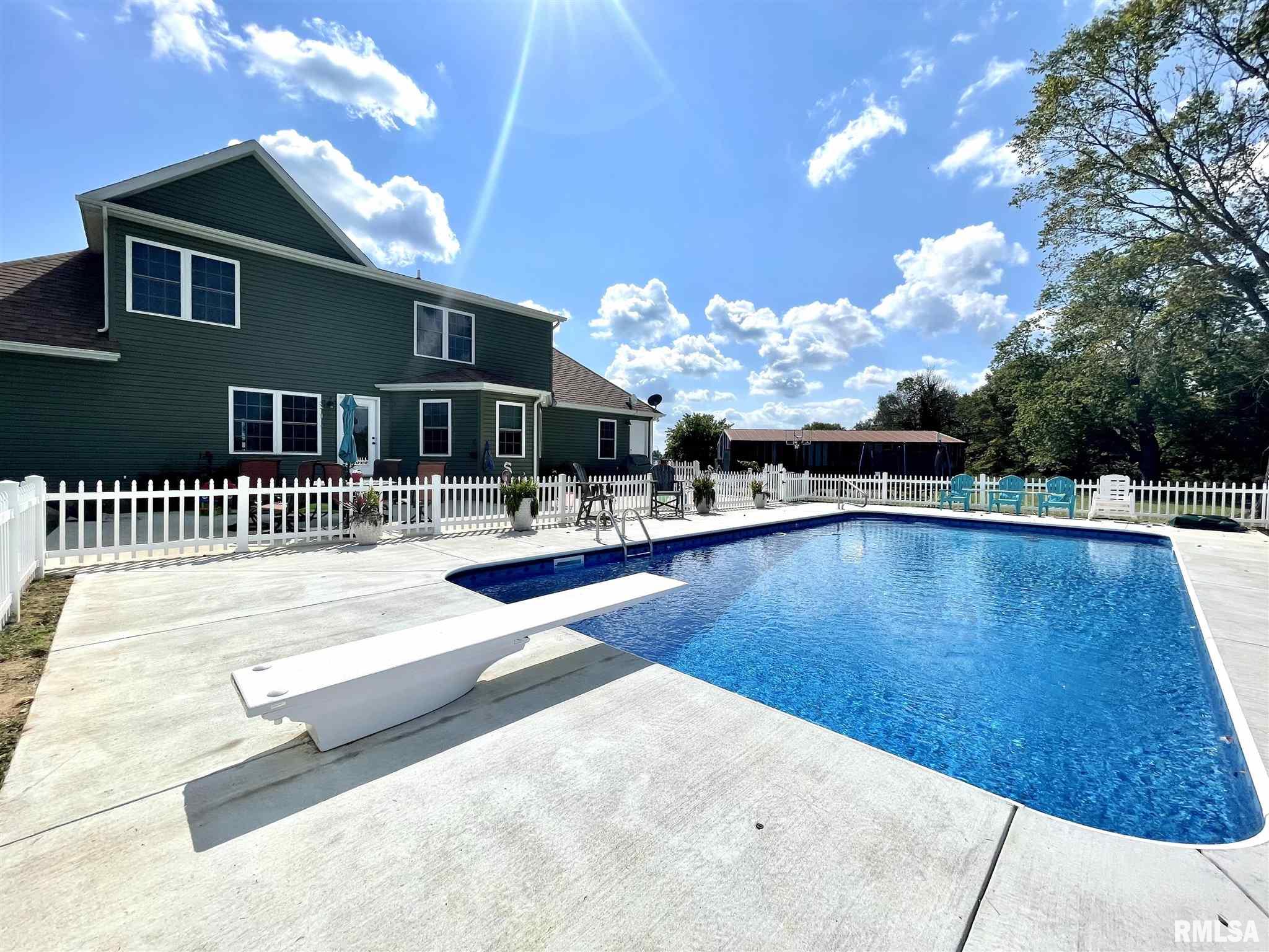 18630 Ewing Road Marion, IL 62959 - Photo 8 of 50