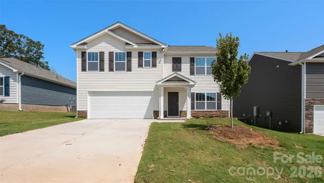 $409,490 | 76 Creekwalk Lane, Waynesville, NC 28785