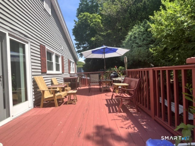 122 Black Point Road East Lyme, CT 06357 - Photo 34 of 40