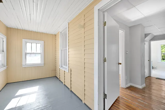 $249,900 | 305 North Lake Avenue, Twin Lakes, WI 53181