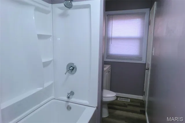 $98,500 | 860 St Bartholomew Drive, Cahokia, IL 62206