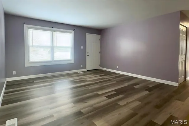 $89,900 | 860 St Bartholomew Drive, Cahokia, IL 62206