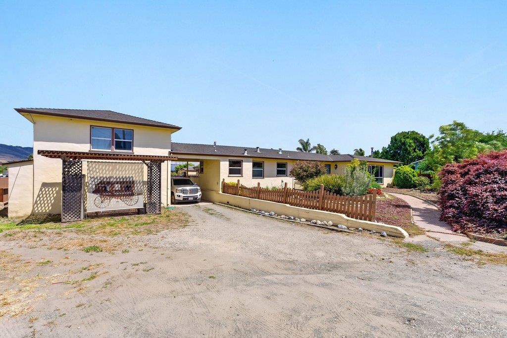 546 Green Valley Road Watsonville, CA 95076 - Photo 3 of 54