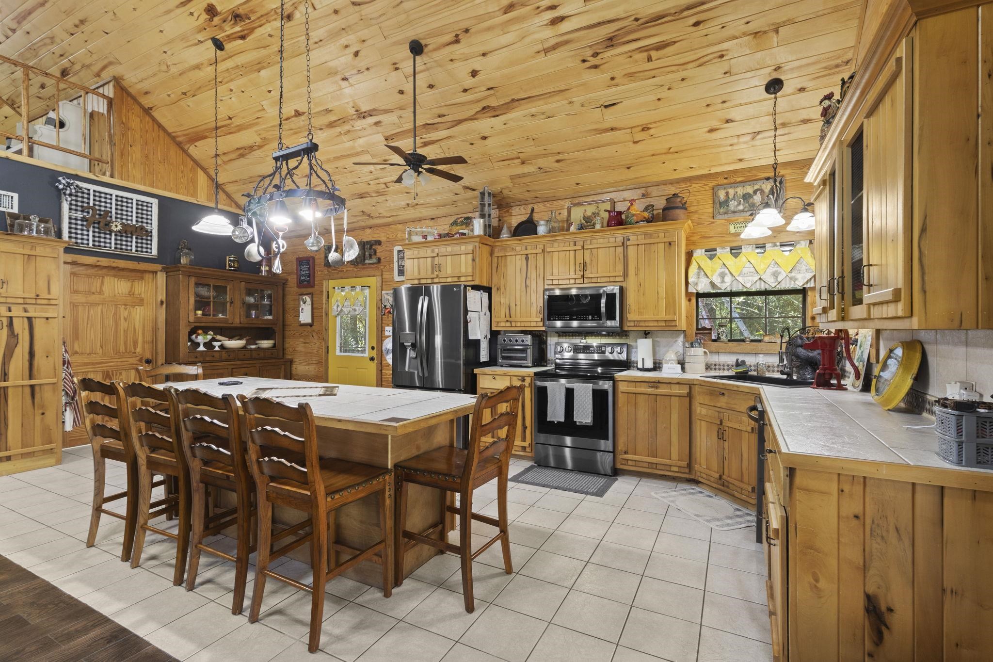 10077 Cravens Camp Road Silsbee, TX 77656 - Photo 9 of 50
