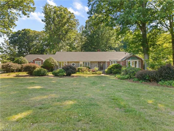 $599,900 | 7960 Simmons Road, Rural Hall, NC 27045