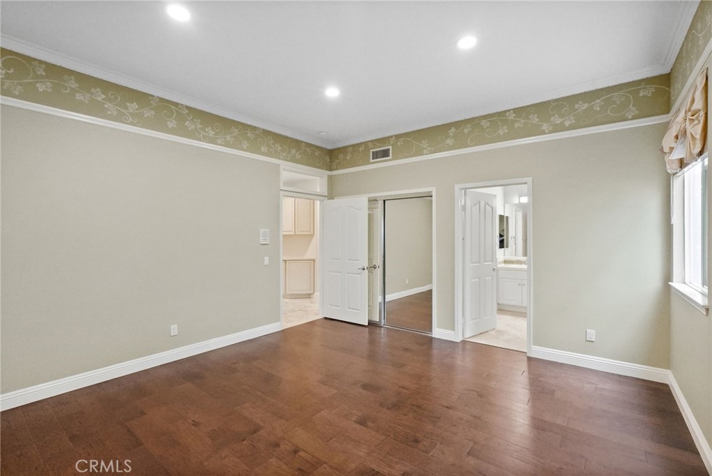 20356 Vía Cellini Porter Ranch, CA 91326 - Photo 35 of 62