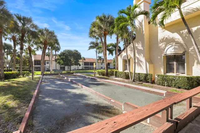 $2,100 | 3311 Perimeter Drive, Unit 3311, Greenacres, FL 33467